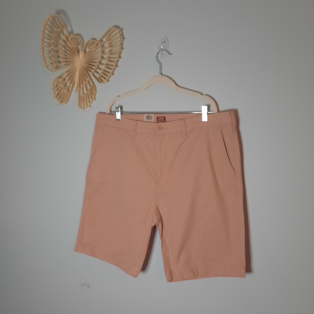 Levi's Men's Sz 38 Chino Flat Front Tapered Shorts in Peach/Pink, Summer, Spring